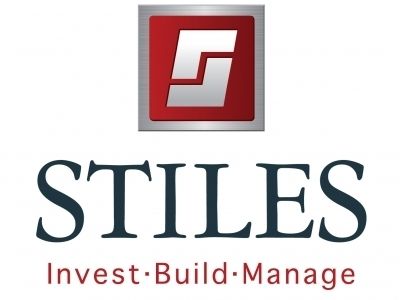 StilesVerticalLogo_White-1_400x300_acf_cropped