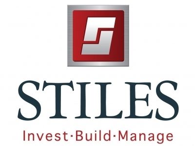 Stilesverticallogo white 400x300 acf cropped 5