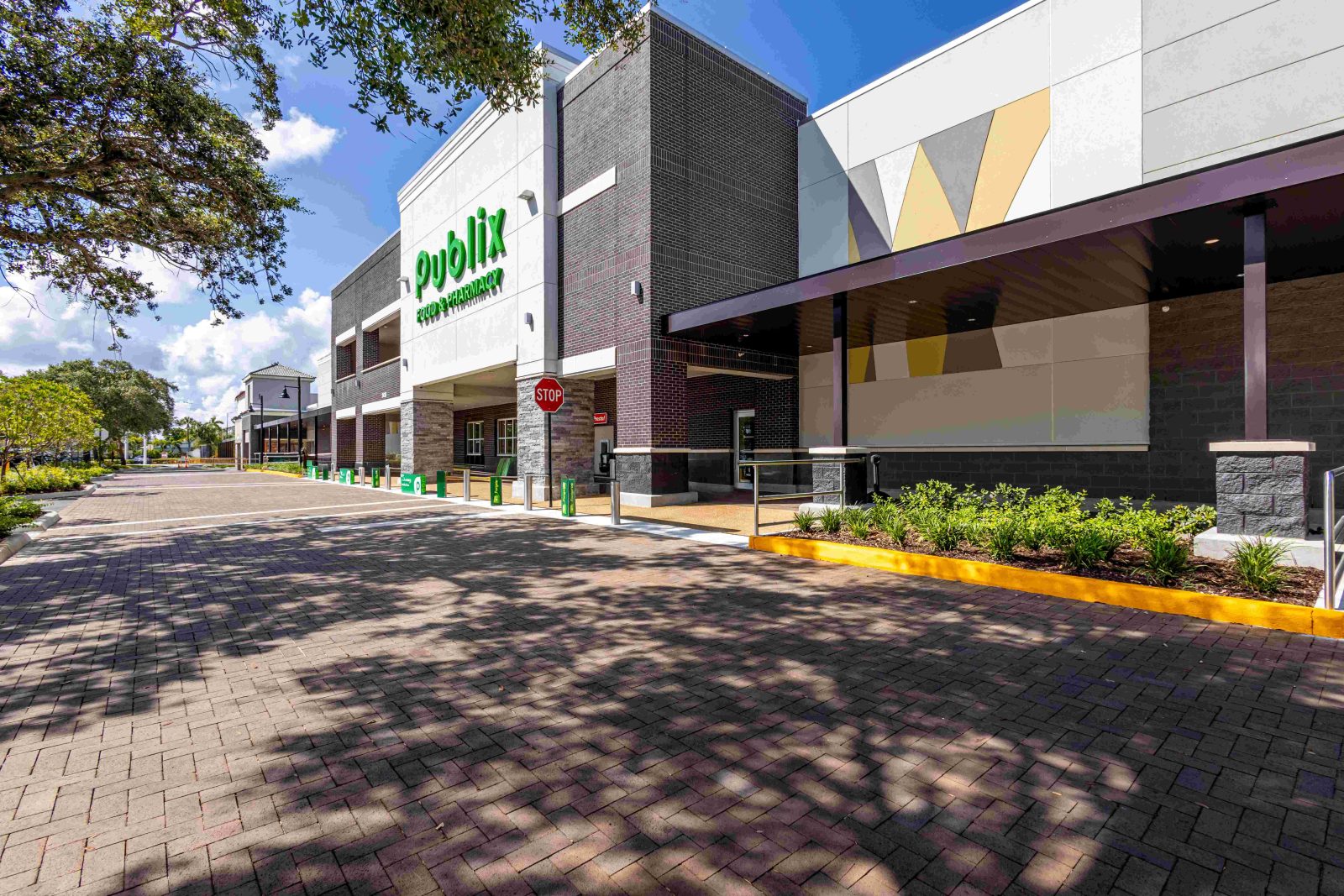 Shoopershaven publix front edited reduced