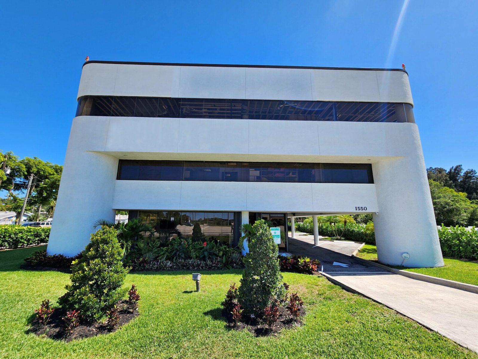 1550 Southern Blvd West Palm Beach FL Building Photo 1 LargeHighDefinition